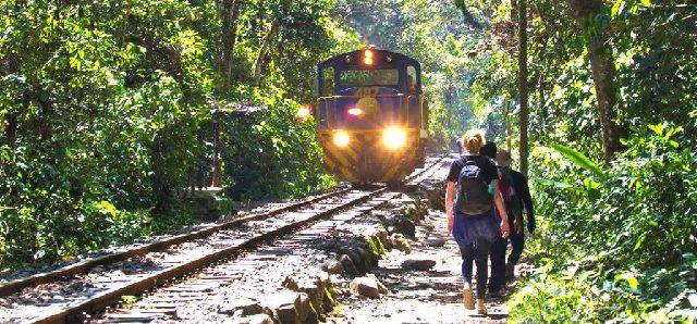 Route Salkantay Trail Trekking 5 Days to Machu Picchu