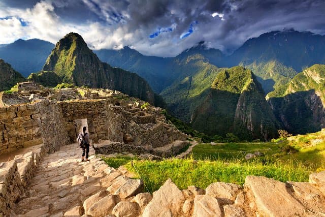 Caminata por el Camino Inca a Machu Picchu & Ruta corta en solo 2 Días